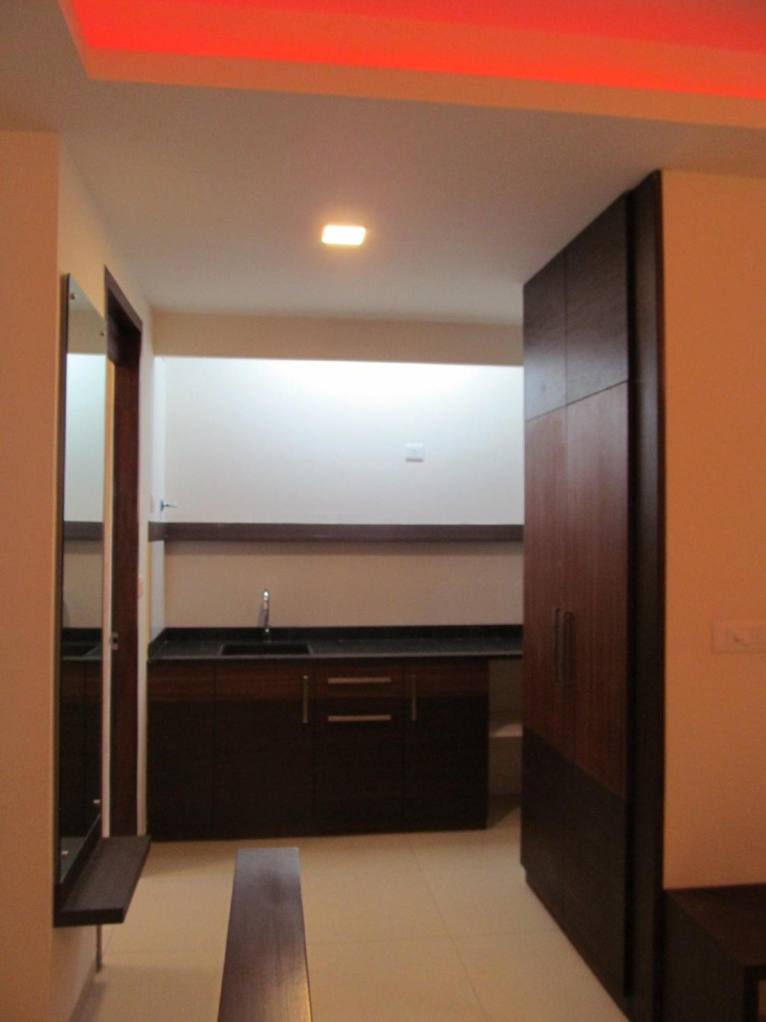Ixora Suites Bangalore Exterior foto